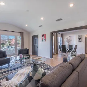 https://luxurious-studio-city-home.topanaheimhotels.com
