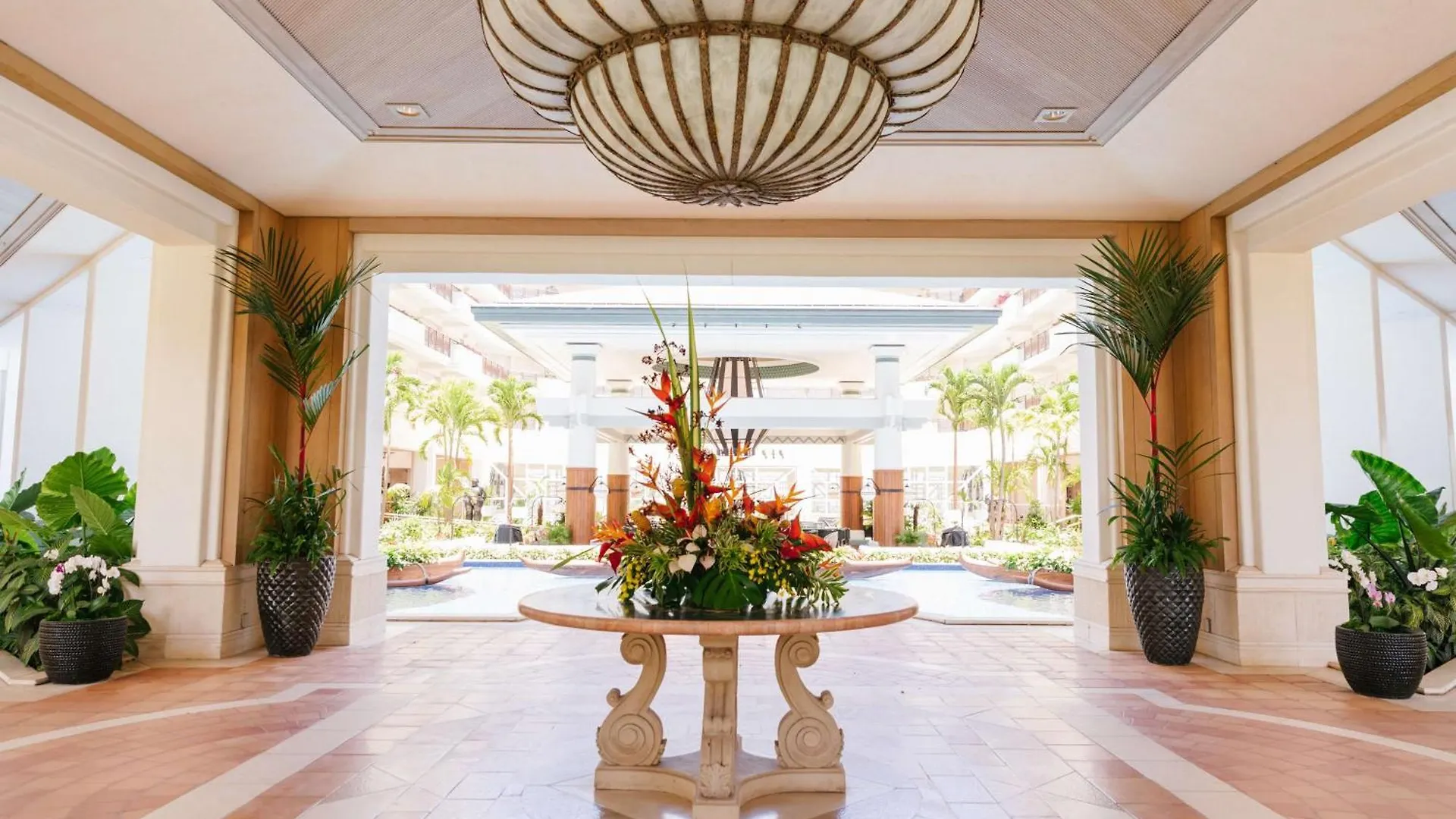 Grand Wailea Resort Hotel & Spa, A Waldorf Astoria Resort 5*, Уэйлея США