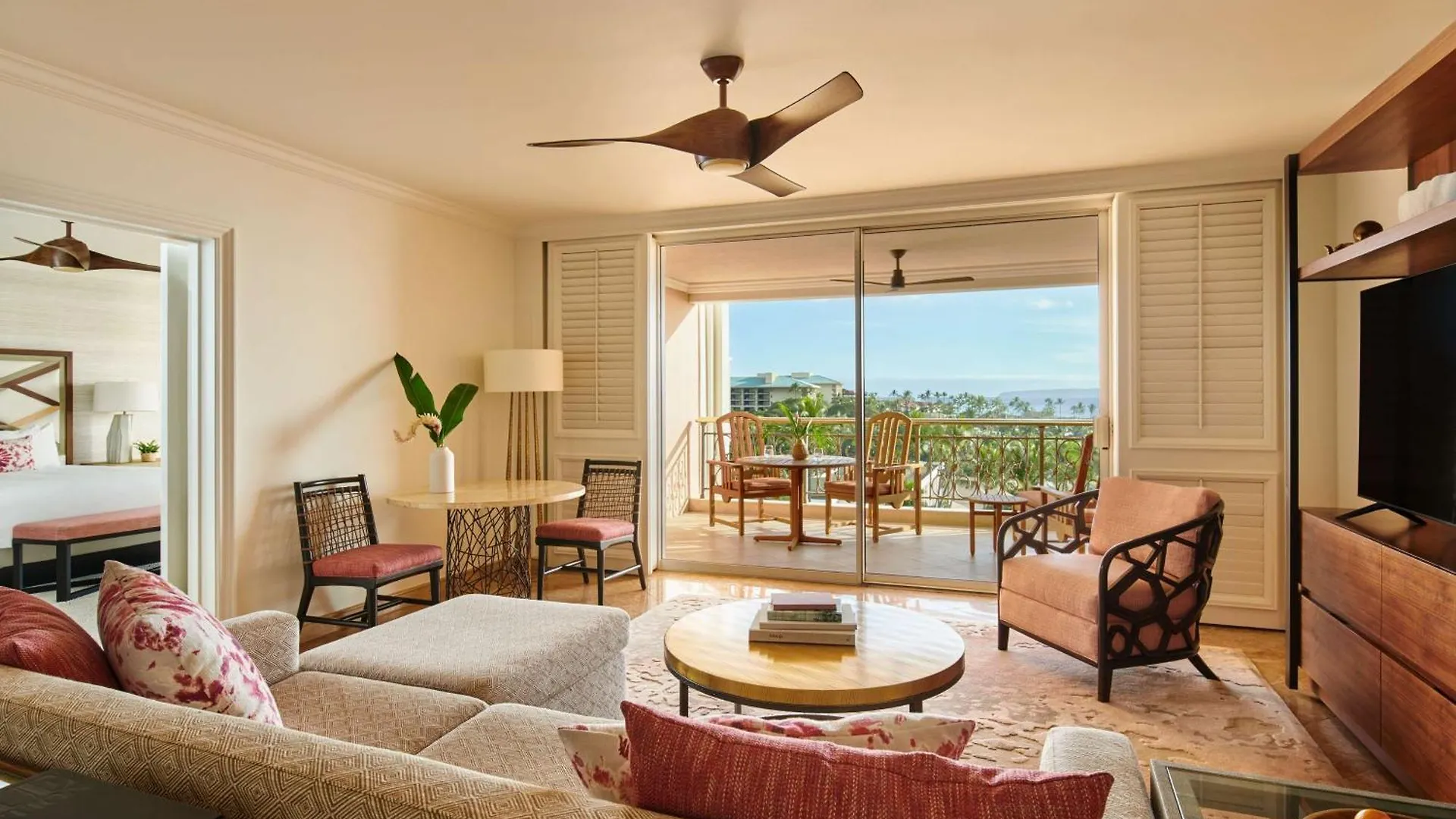 Grand Wailea Resort Hotel & Spa, A Waldorf Astoria Resort 5*, Уэйлея